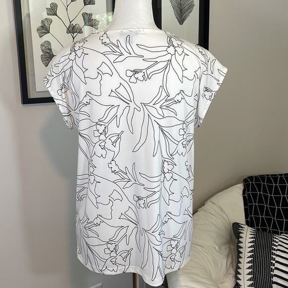 Ann Taylor Factory floral blouse - Picture 5 of 7